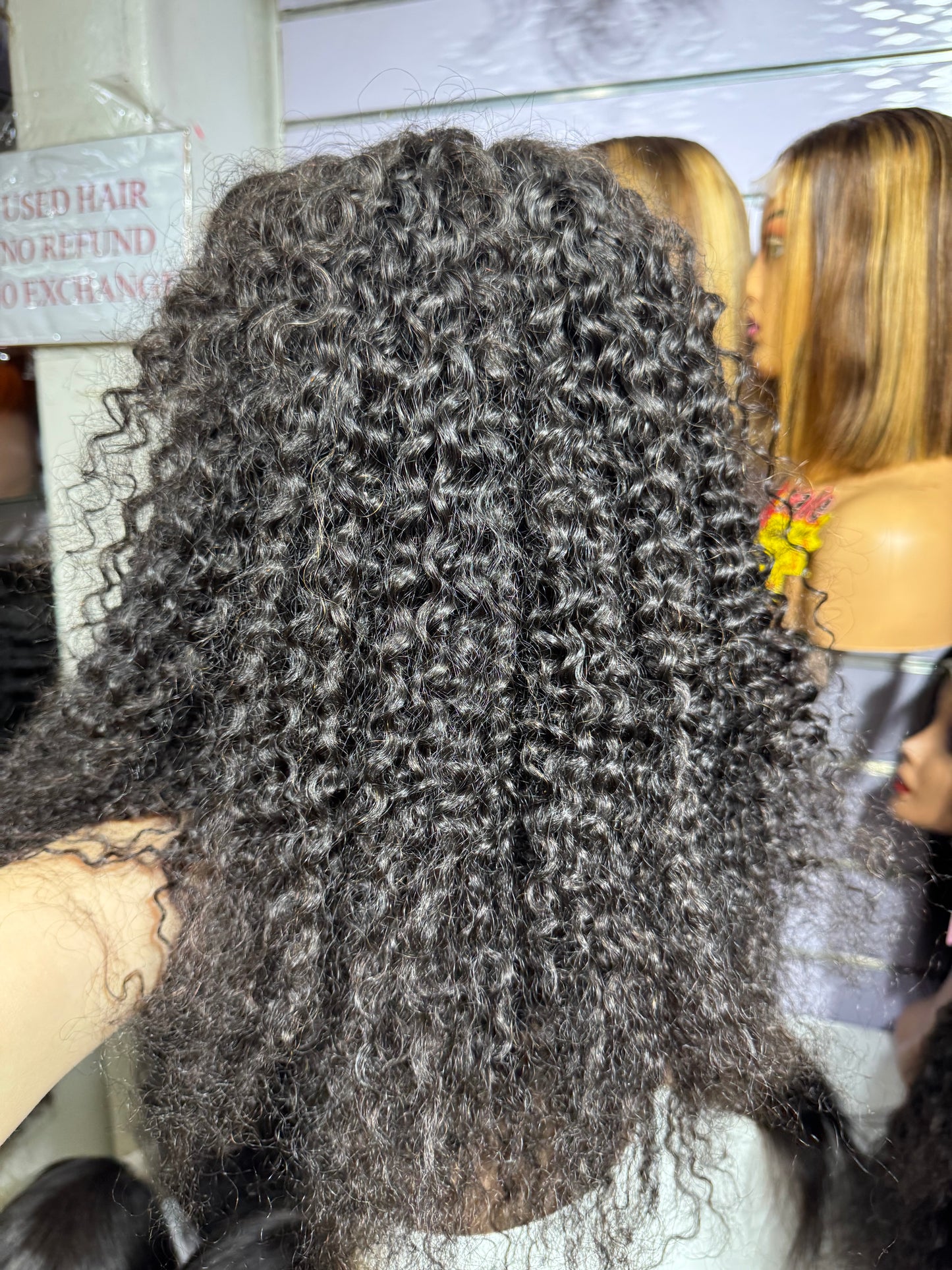 13A 4*4 3 ways kinky curl 24” 20% off